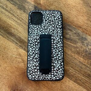 Walli Case iPhone 11 Moonlight Blossoms Black with White Flowers LIKE NEW